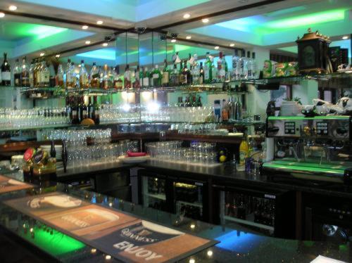 Kings Paget Hotel West Drayton  Εξωτερικό φωτογραφία