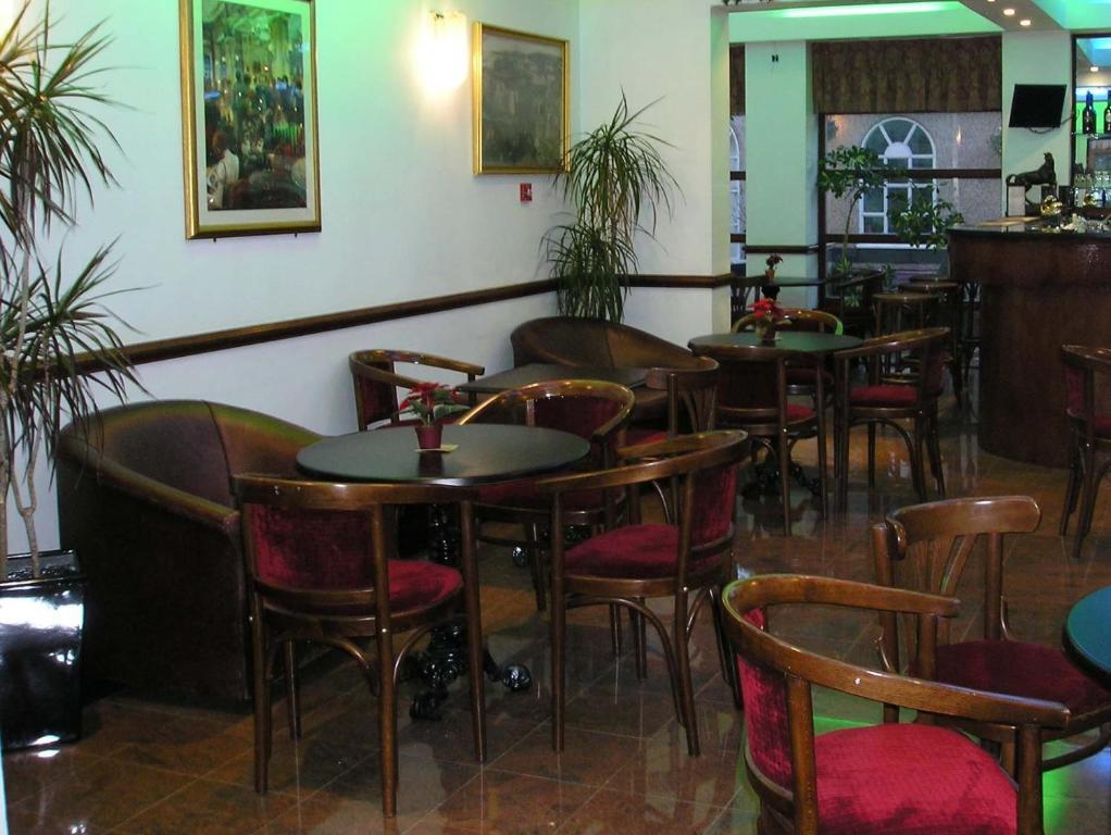Kings Paget Hotel West Drayton  Εξωτερικό φωτογραφία