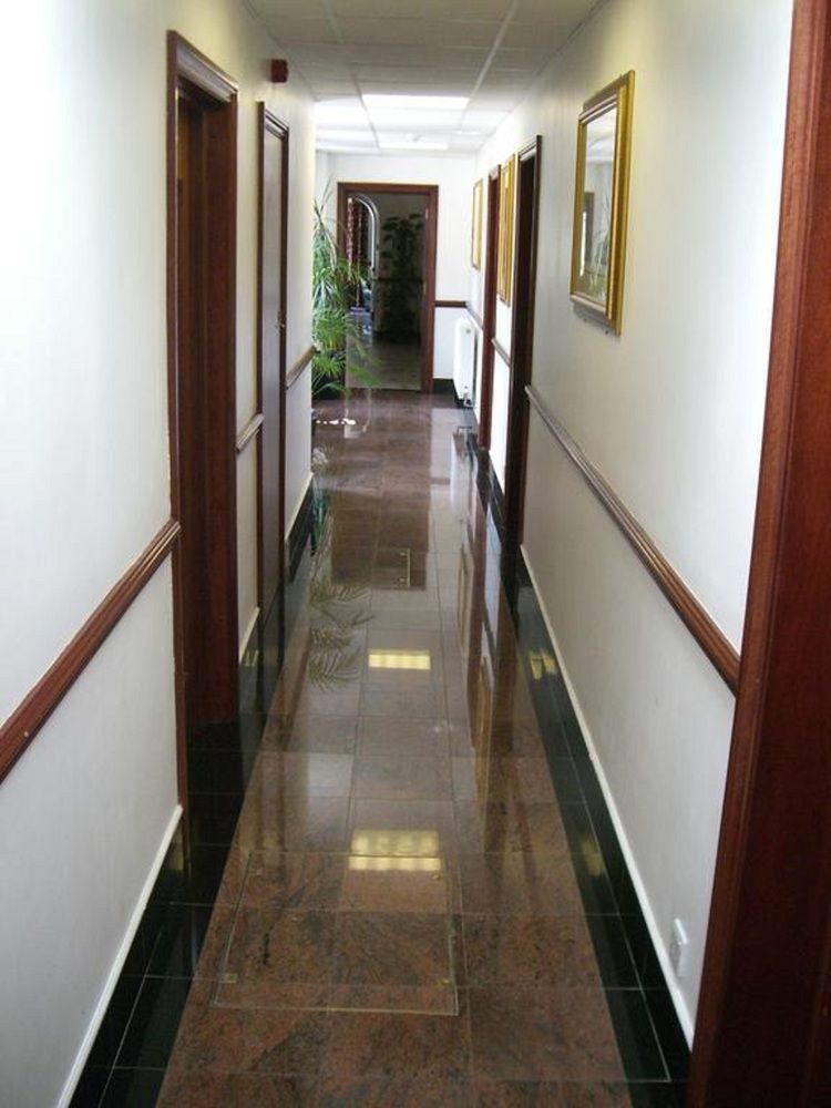 Kings Paget Hotel West Drayton  Εξωτερικό φωτογραφία