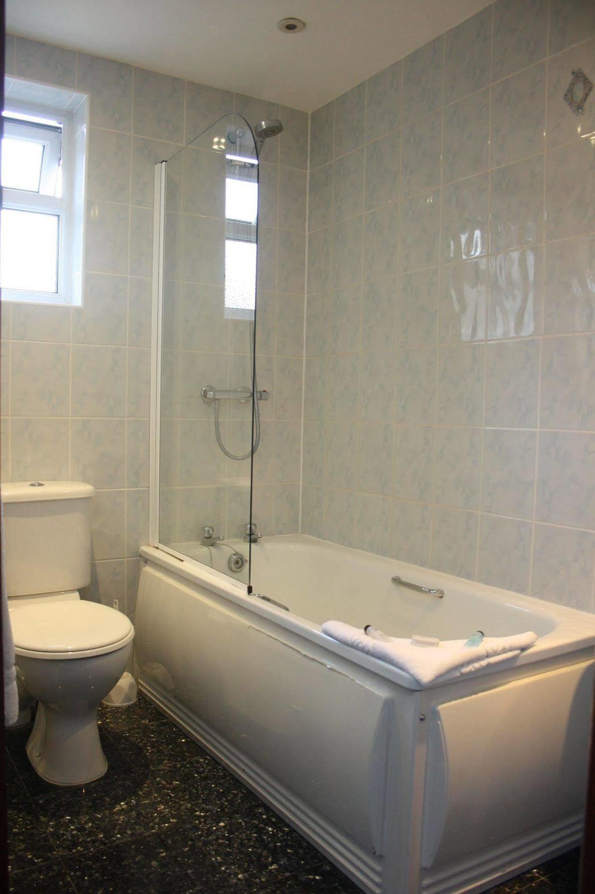 Kings Paget Hotel West Drayton  Εξωτερικό φωτογραφία