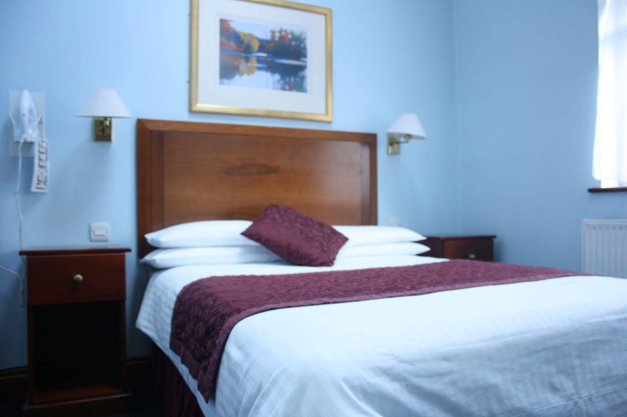 Kings Paget Hotel West Drayton  Εξωτερικό φωτογραφία