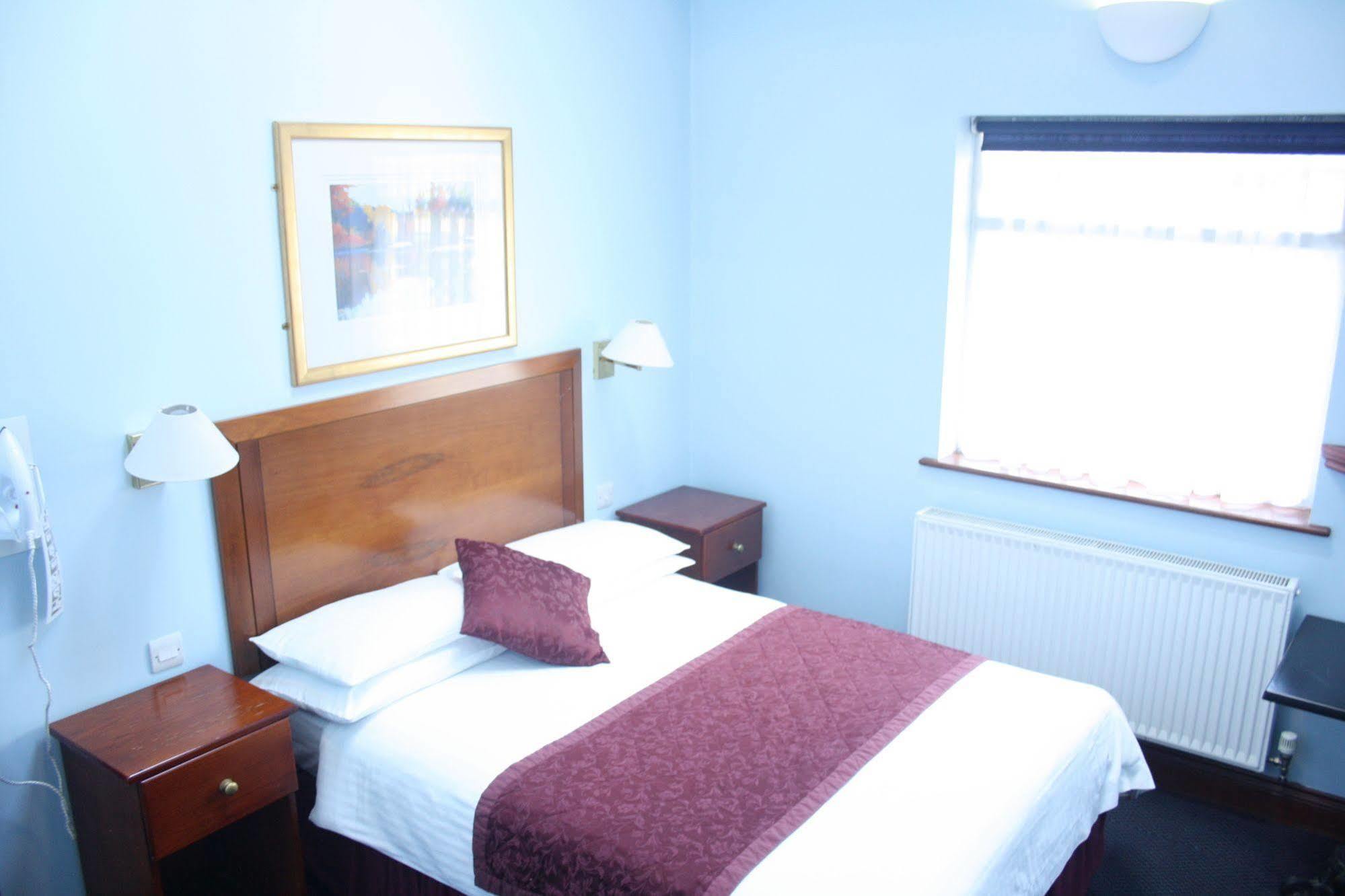 Kings Paget Hotel West Drayton  Εξωτερικό φωτογραφία