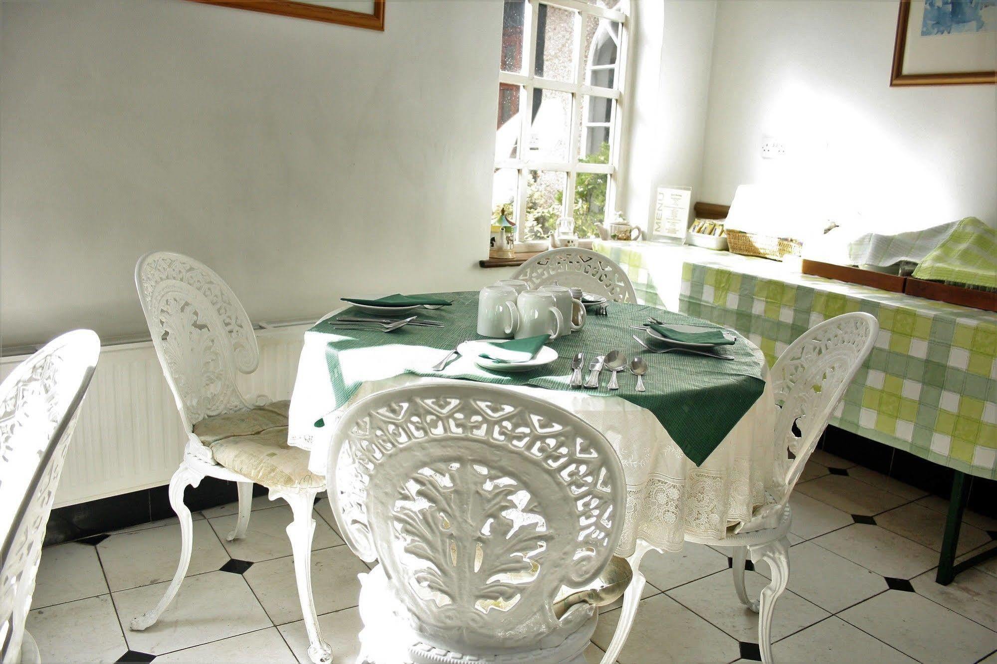 Kings Paget Hotel West Drayton  Εξωτερικό φωτογραφία